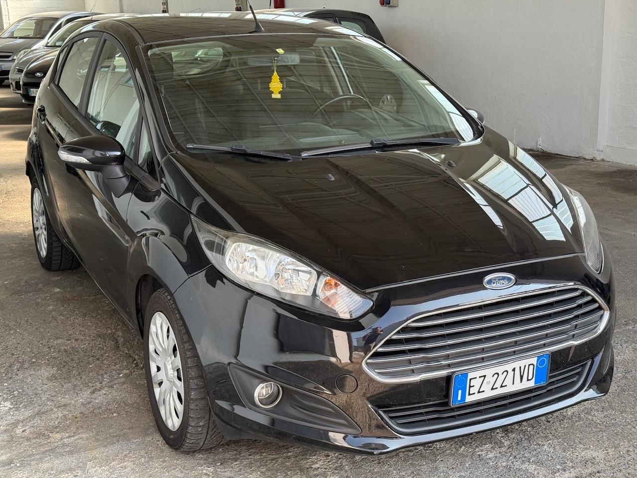 Ford Fiesta 1.4 5p. Bz.- GPL Titanium
