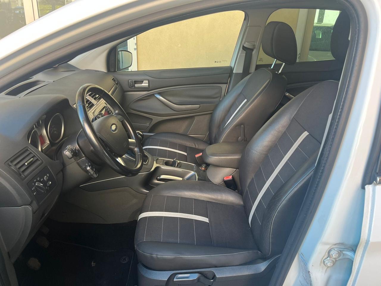 Ford Kuga 2.0 TDCi 136 CV 4WD Titanium DPF