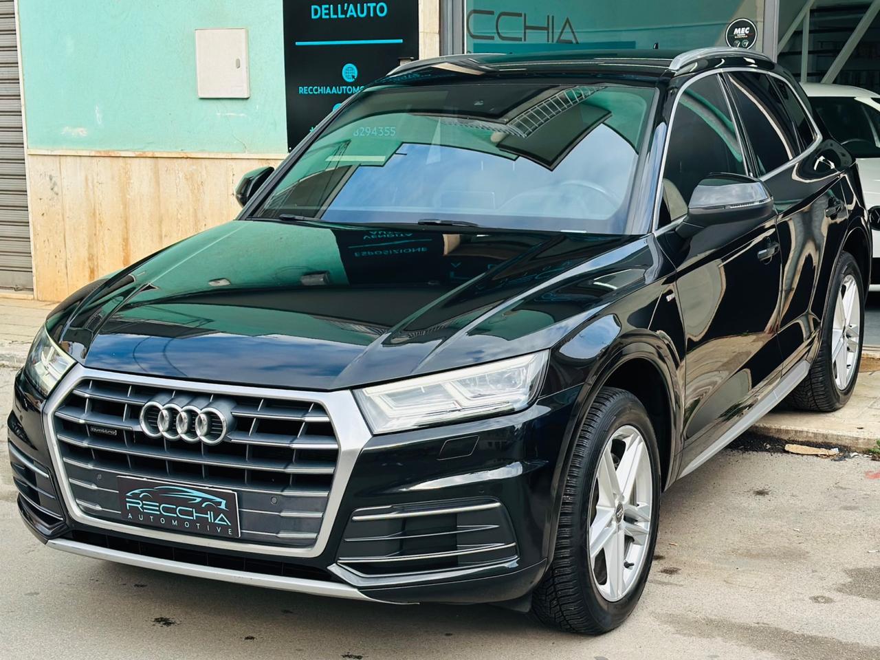 Audi Q5 2.0 TDI 190CV quattro Stronic S-LINE