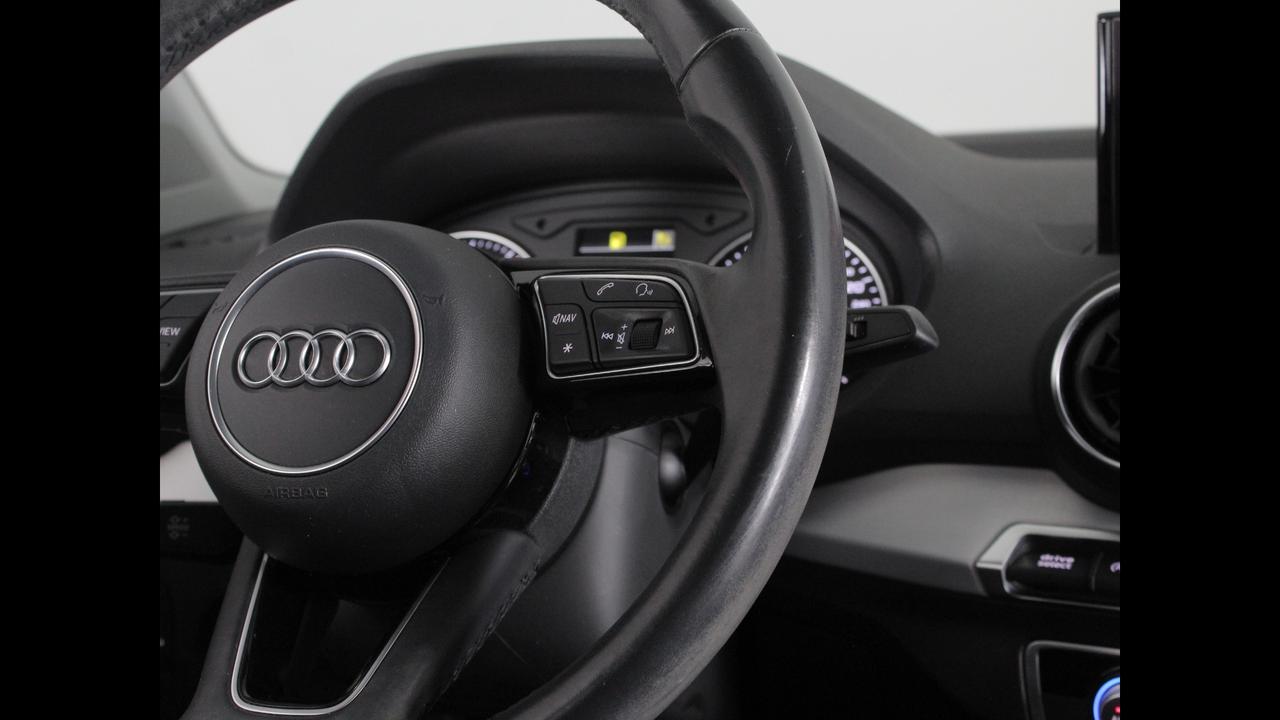 AUDI Q2 I 2021 - Q2 35 1.5 tfsi Admired s-tronic