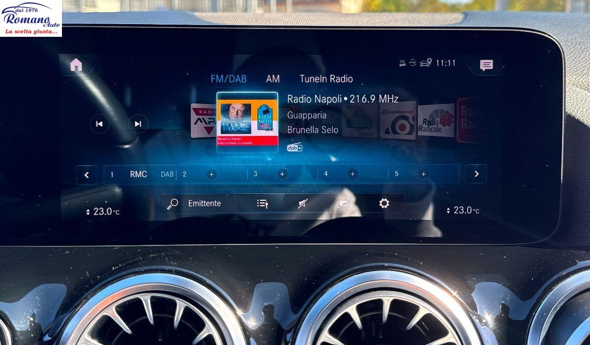 MERCEDES - Classe GLA - 200 d Automatic Sport#PACK LUCI AMBIENTE!