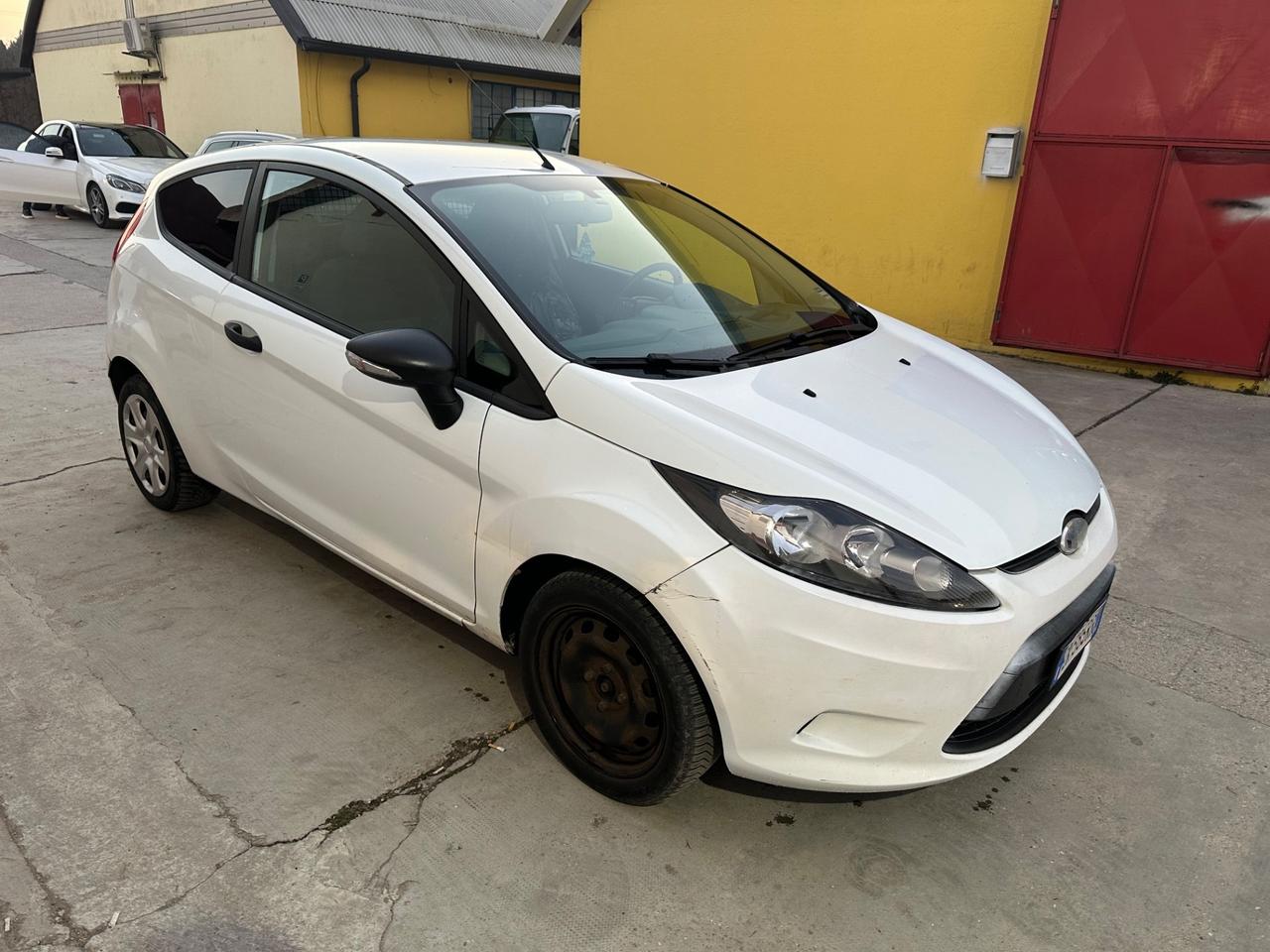 Ford Fiesta 1.6 TDCi 90CV 3 porte DPF