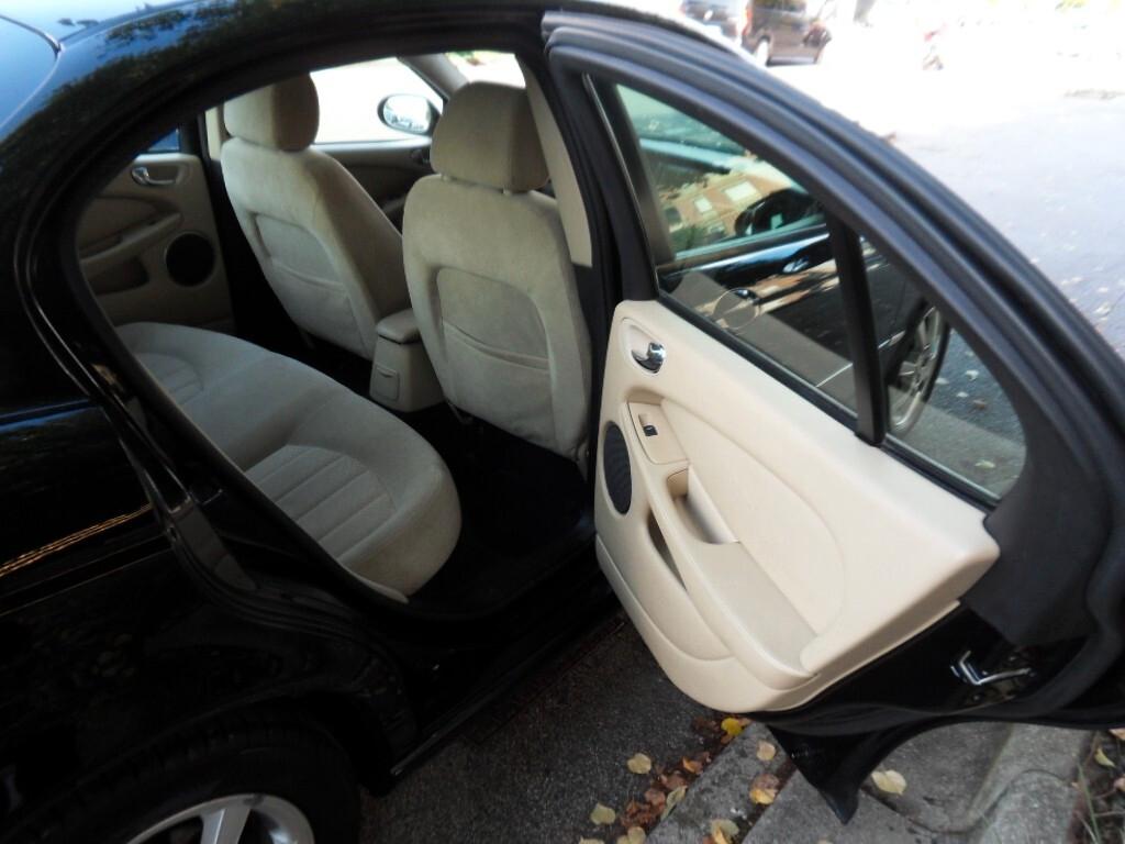 Jaguar X-Type 2.2D cat Classic