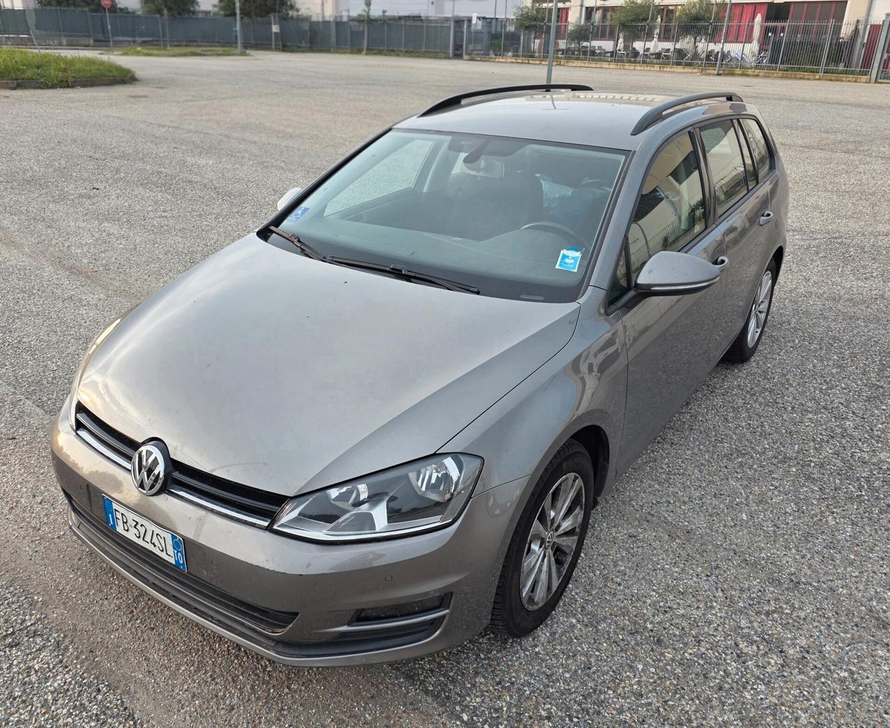 Volkswagen Golf Variant 1.6 TDI 110 CV DSG Highline