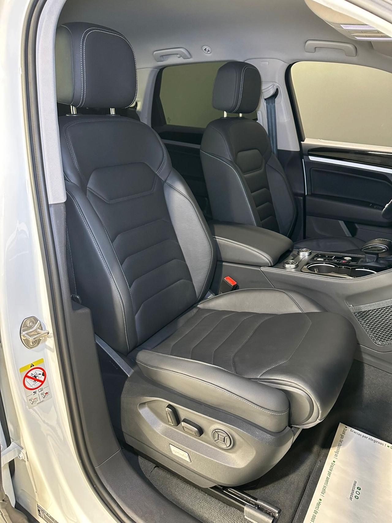 Volkswagen Touareg 3.0 V6 3.0 tdi TIPTRONIC 4MOTION