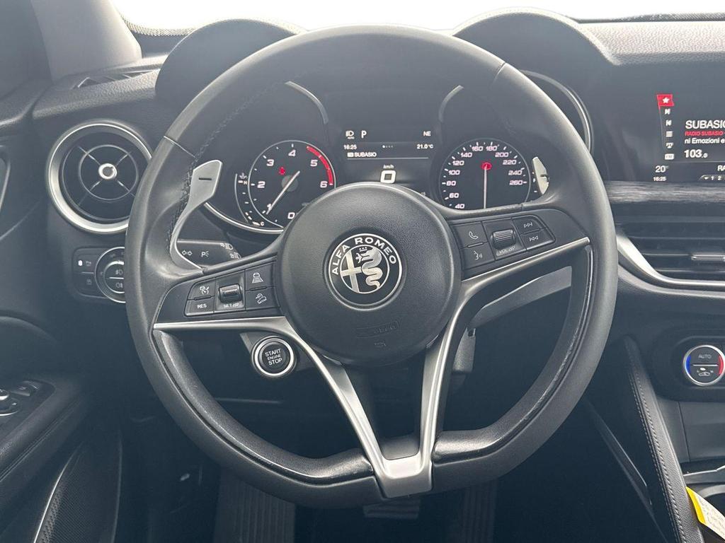 Alfa Romeo Stelvio 2.2 Turbo B-Tech Q4 Auto