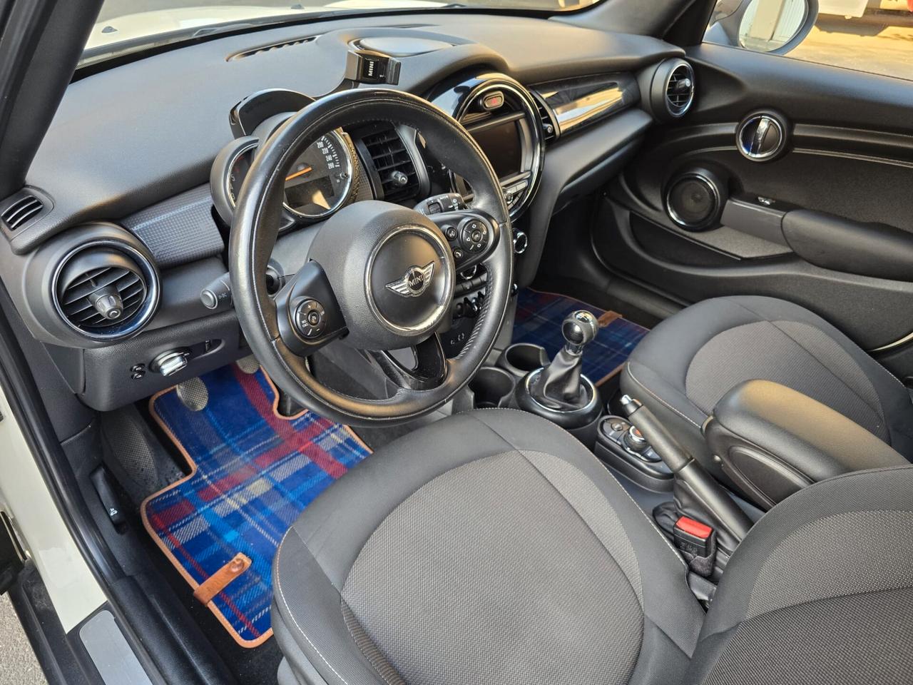 Mini Cooper d 1.5 116cv full perfetta tutta tagliandata casa madre accetto permute