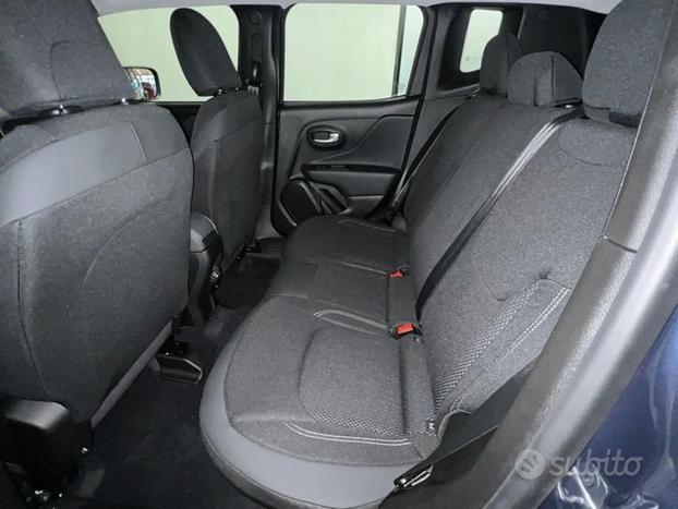 Jeep Renegade 1.5 Turbo T4 MHEV Altitude