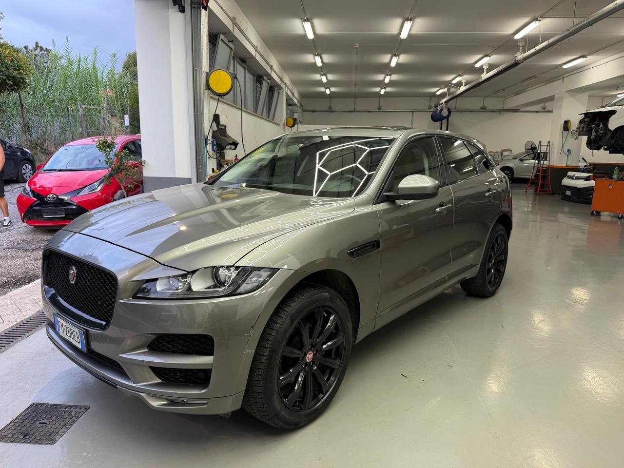 Jaguar F-Pace 2.0 D 240 CV AWD aut. Portfolio
