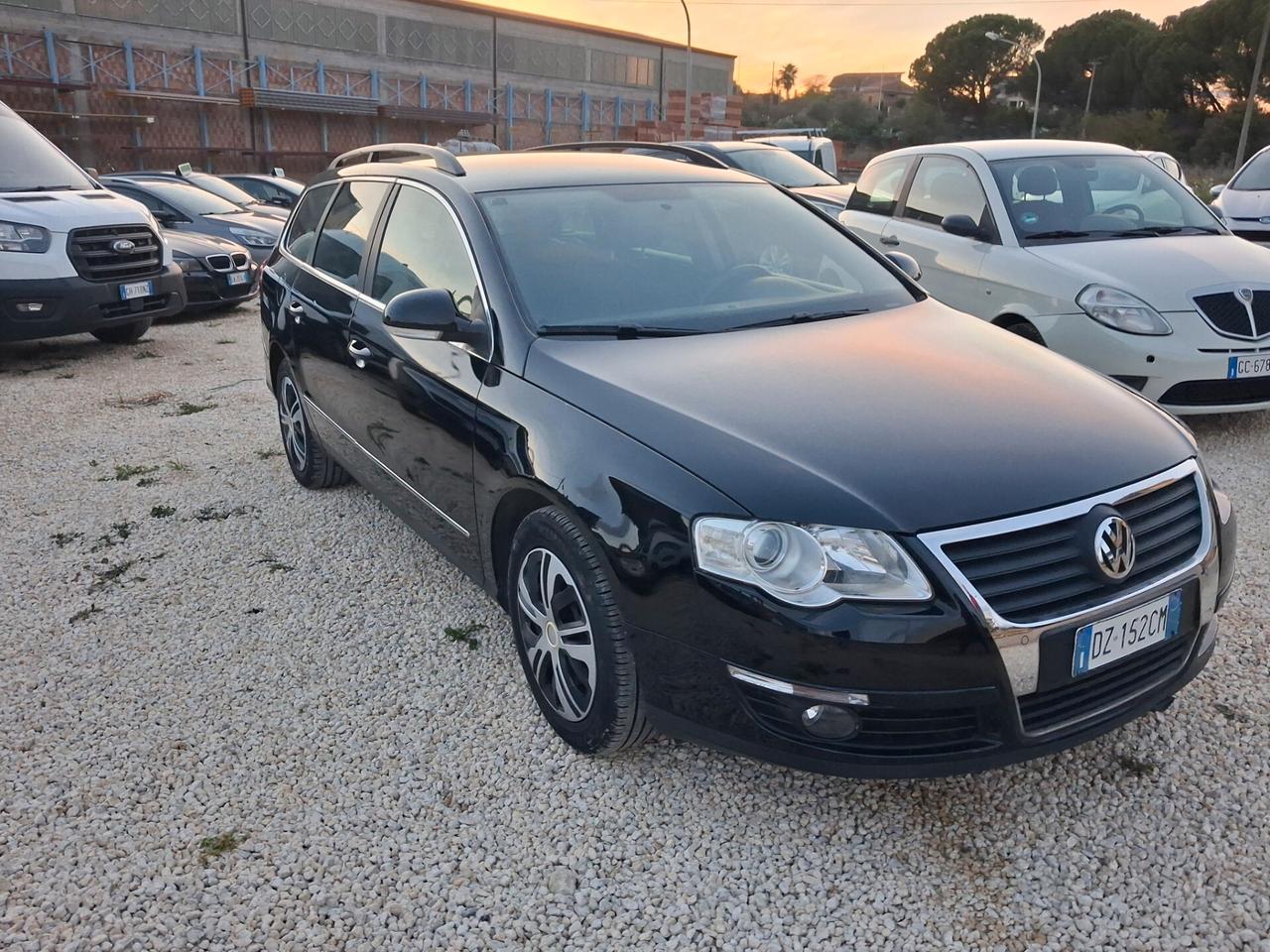 Volkswagen Passat 1.6 TDI DPF Var Comf. BM Tech.