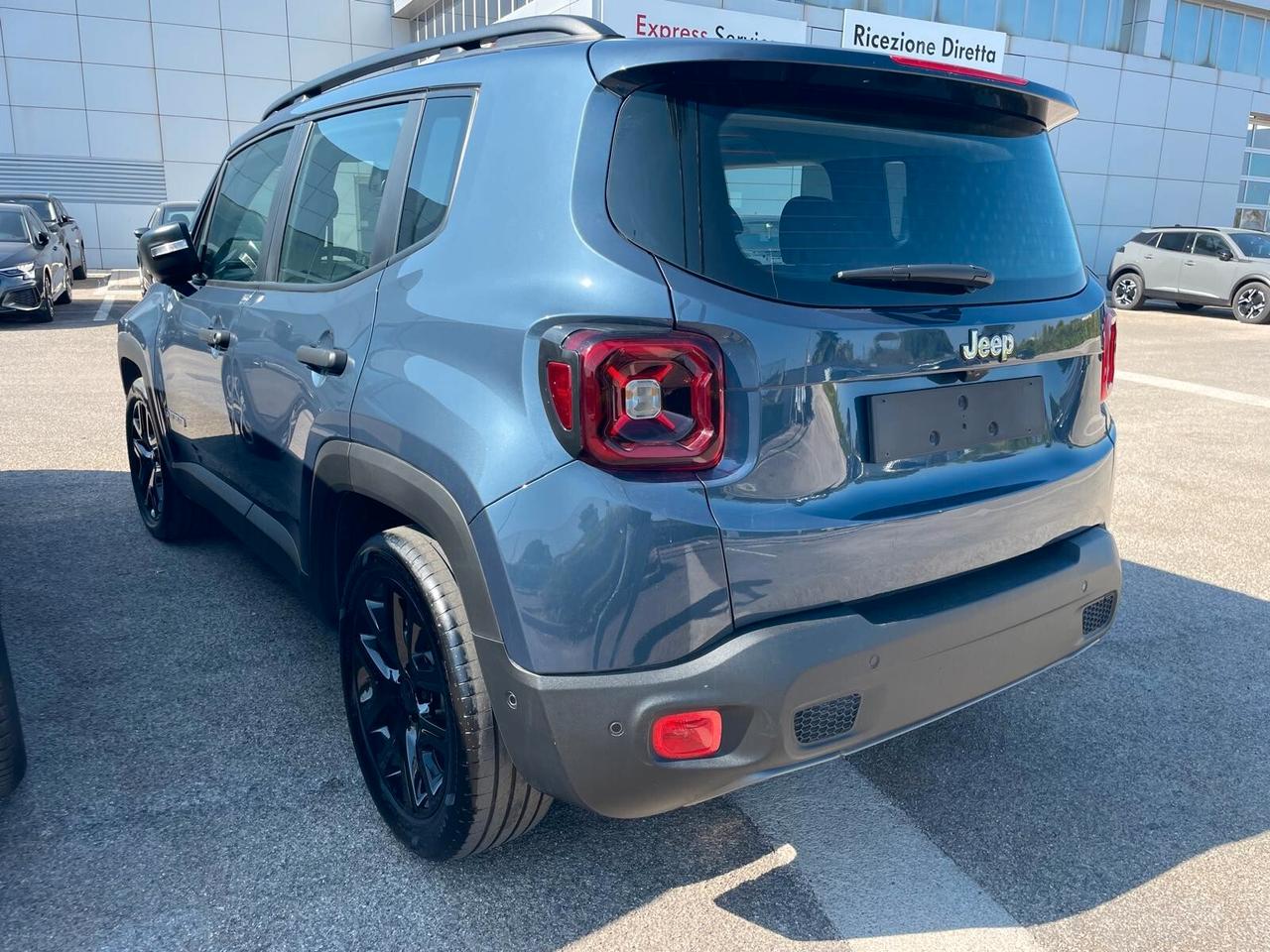 Jeep Renegade 1.5 Turbo T4 MHEV Summit