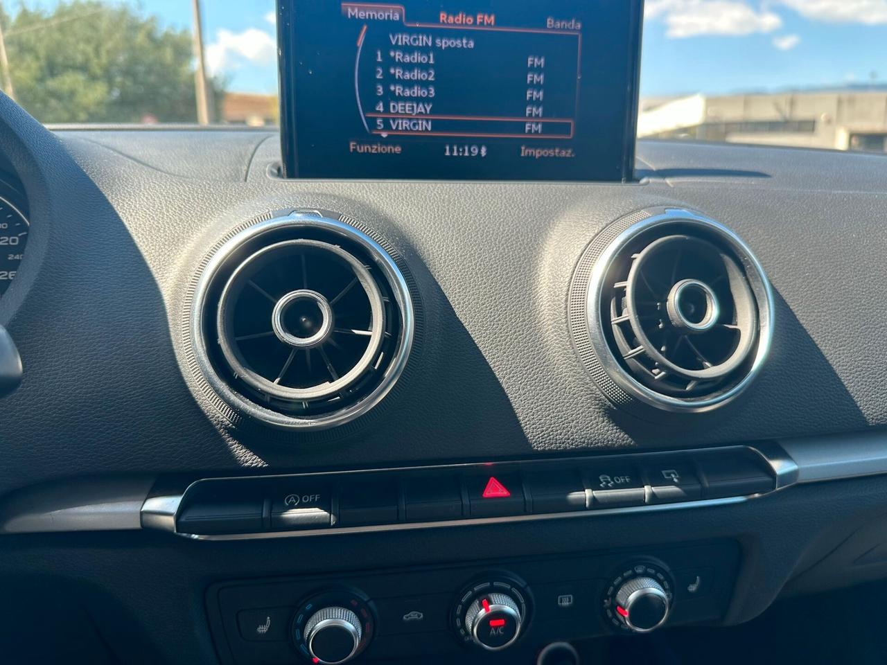 Audi A3 1.6 TDI clean diesel Attraction