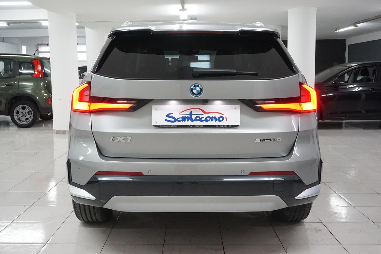 Bmw IX1 eDrive 20