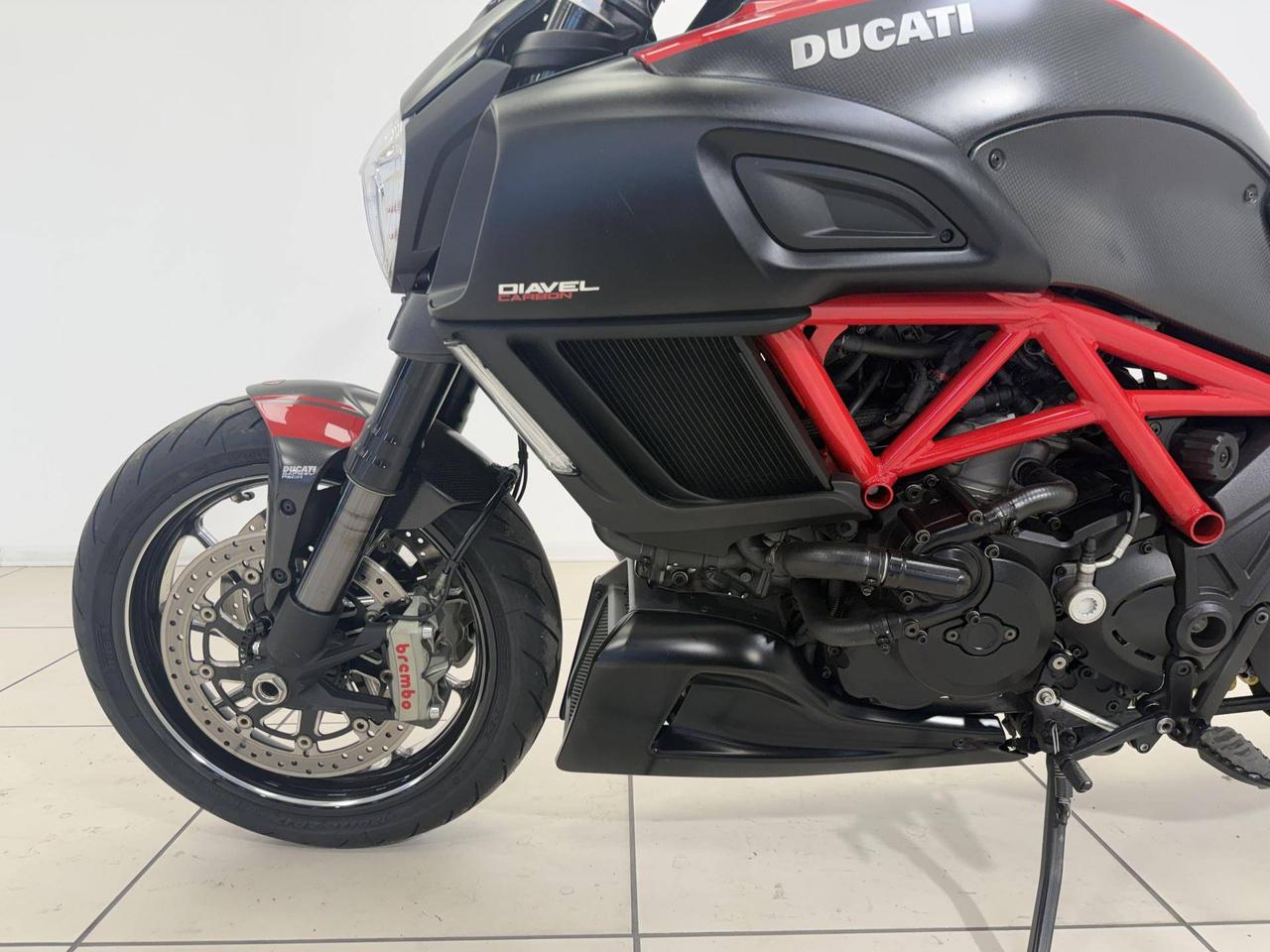 DUCATI Diavel 1199 Dark