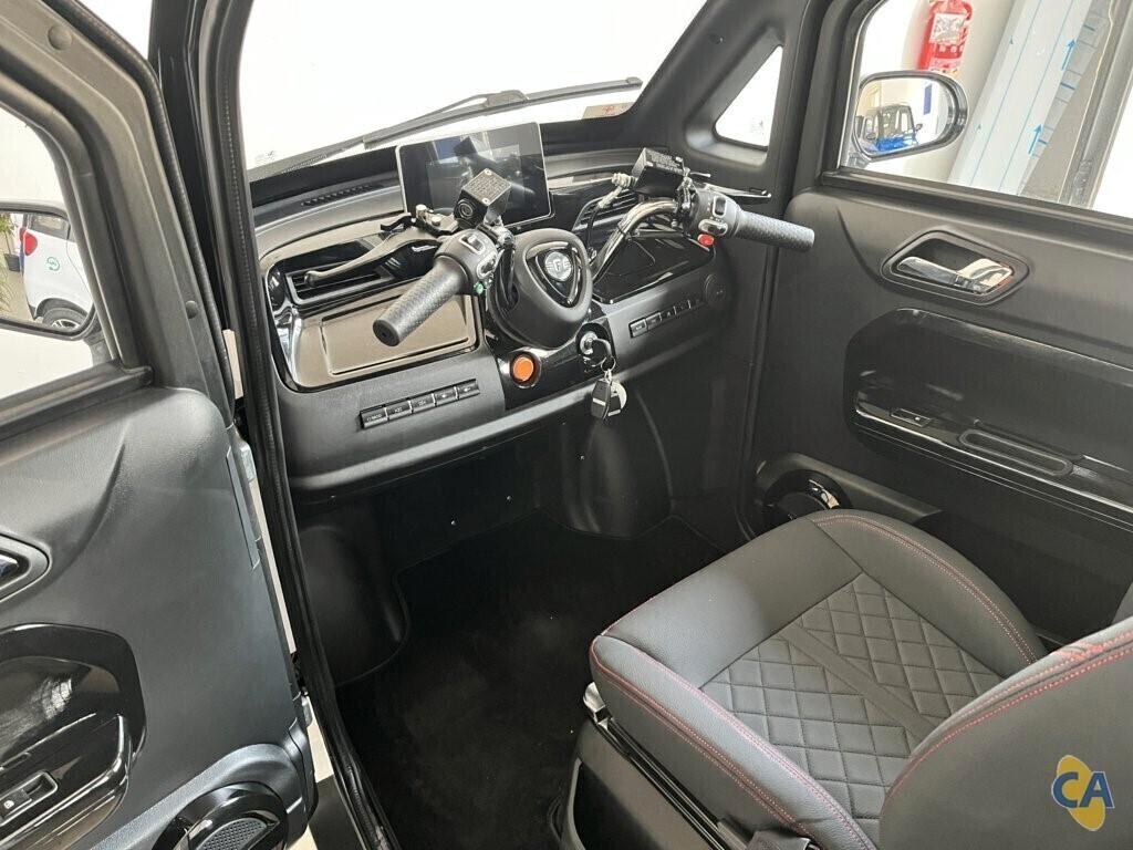 FREEDOM EVO - Macchina Senza Patente- Manubrio