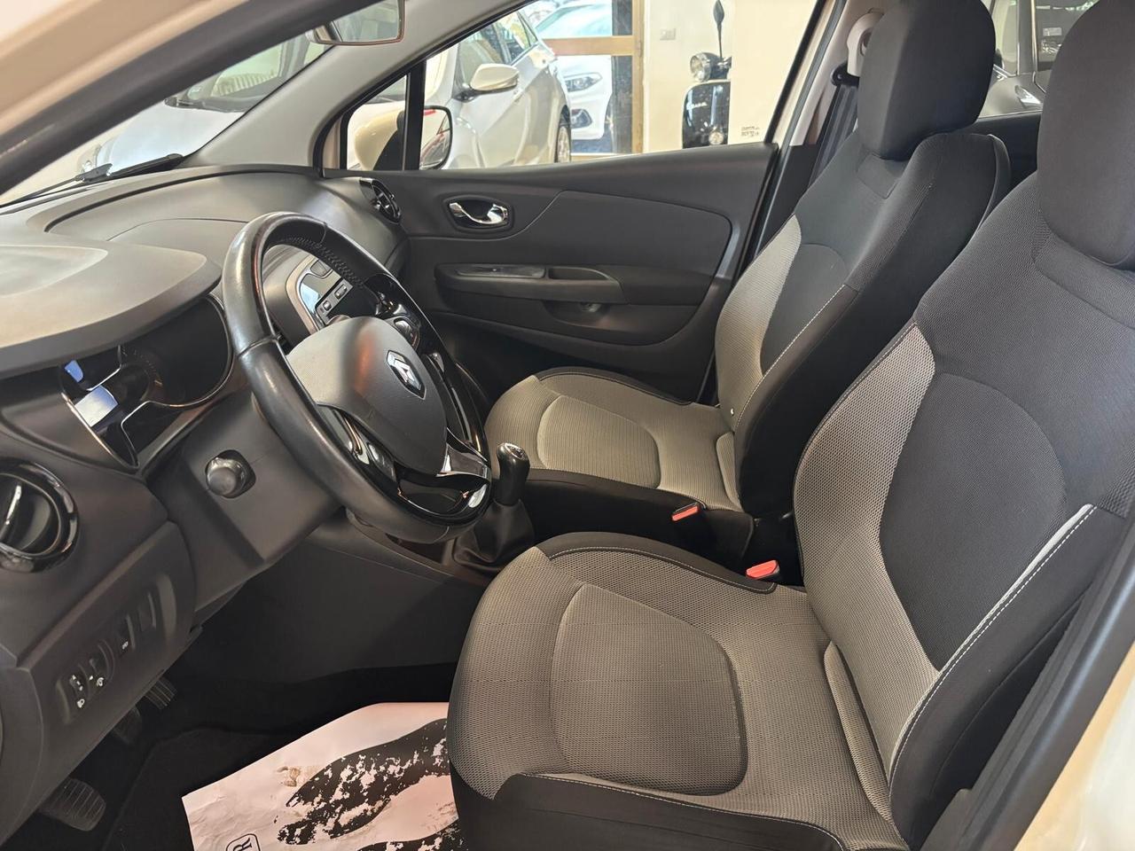RENAULT CAPTUR ANNO 2013 DS 1.5 ADATTA NEOPATENTATI KM 147 MILA