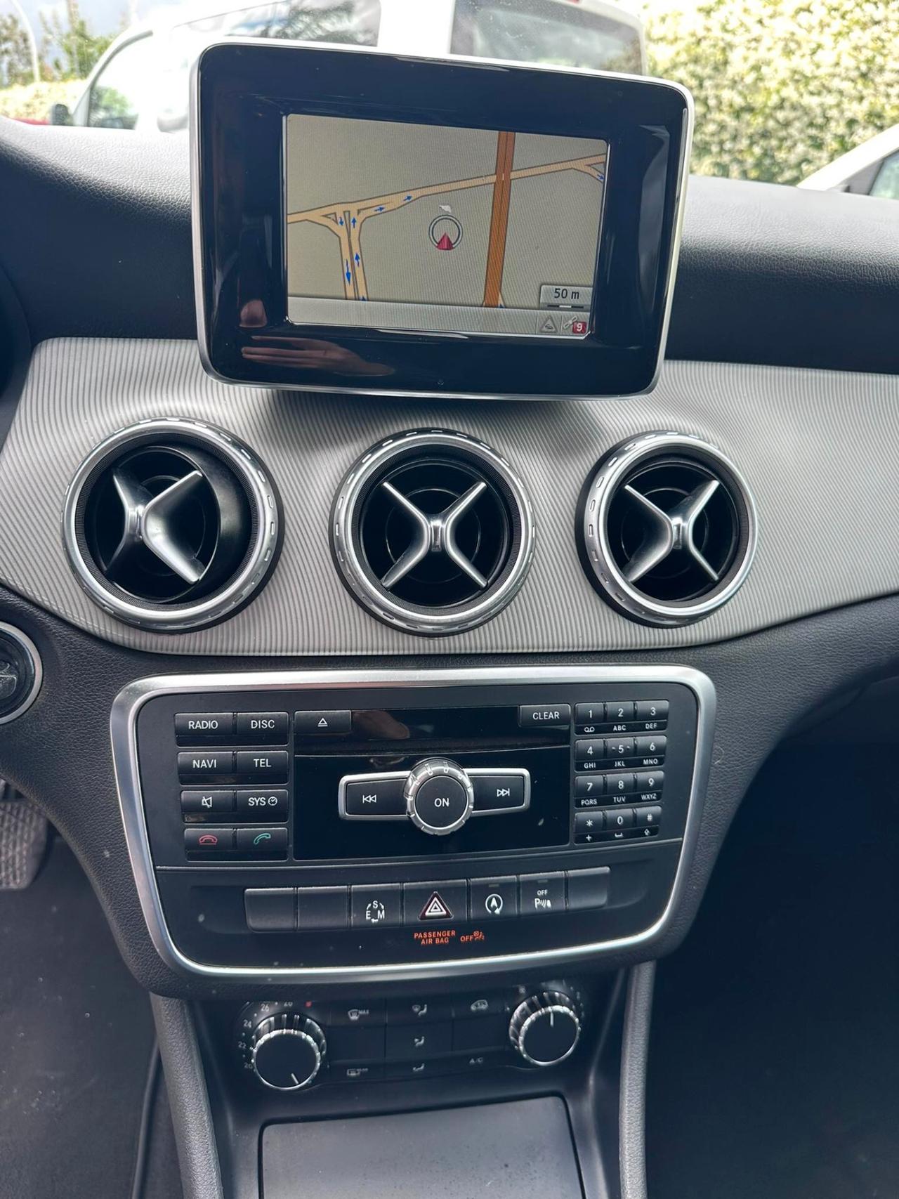 Mercedes-benz GLA 180 CDI Automatic Executive