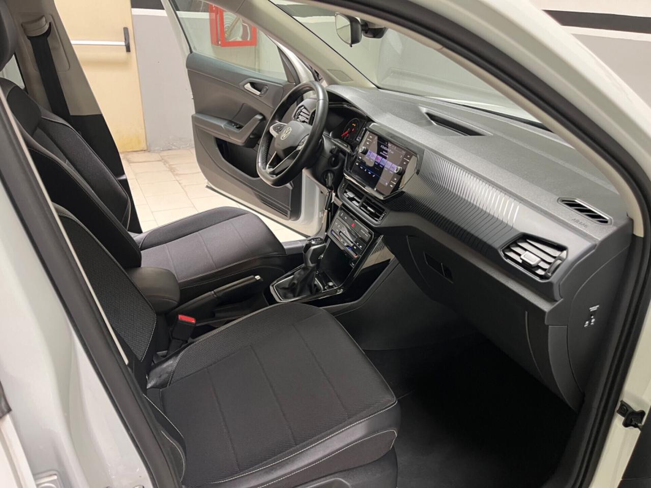 Volkswagen T-Cross 1.0 TSI 110 CV DSG Sport