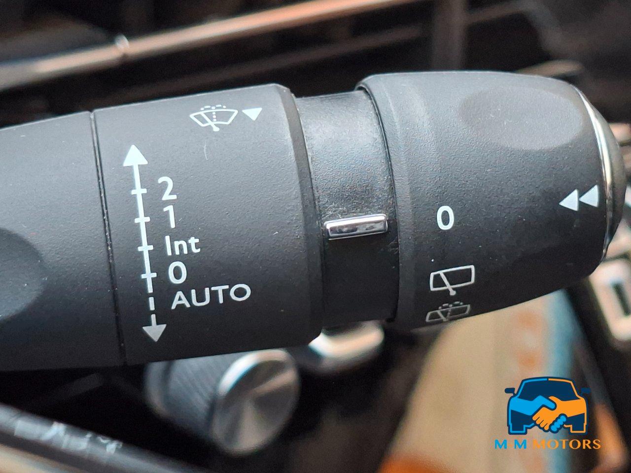 Peugeot 208 5 Porte 208 1.5 bluehdi Allure unico proprietario