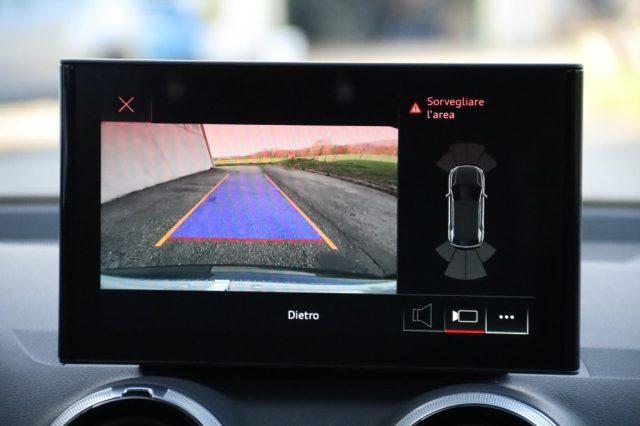 AUDI Q2 40 TFSI quattro S tronic Business Advanced