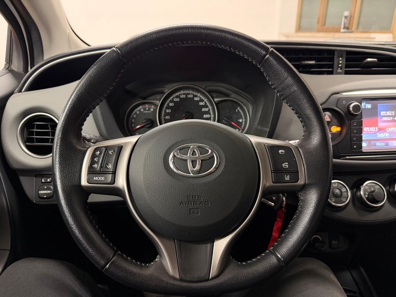 Toyota Yaris 1.0 5 porte vvt-i Active