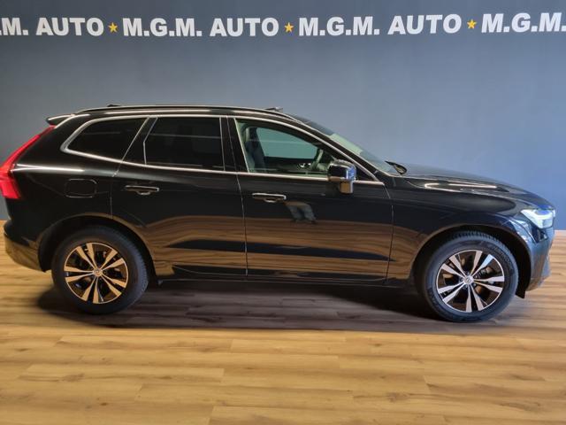 VOLVO XC60 B5 (d) AWD Geartronic Momentum Pro