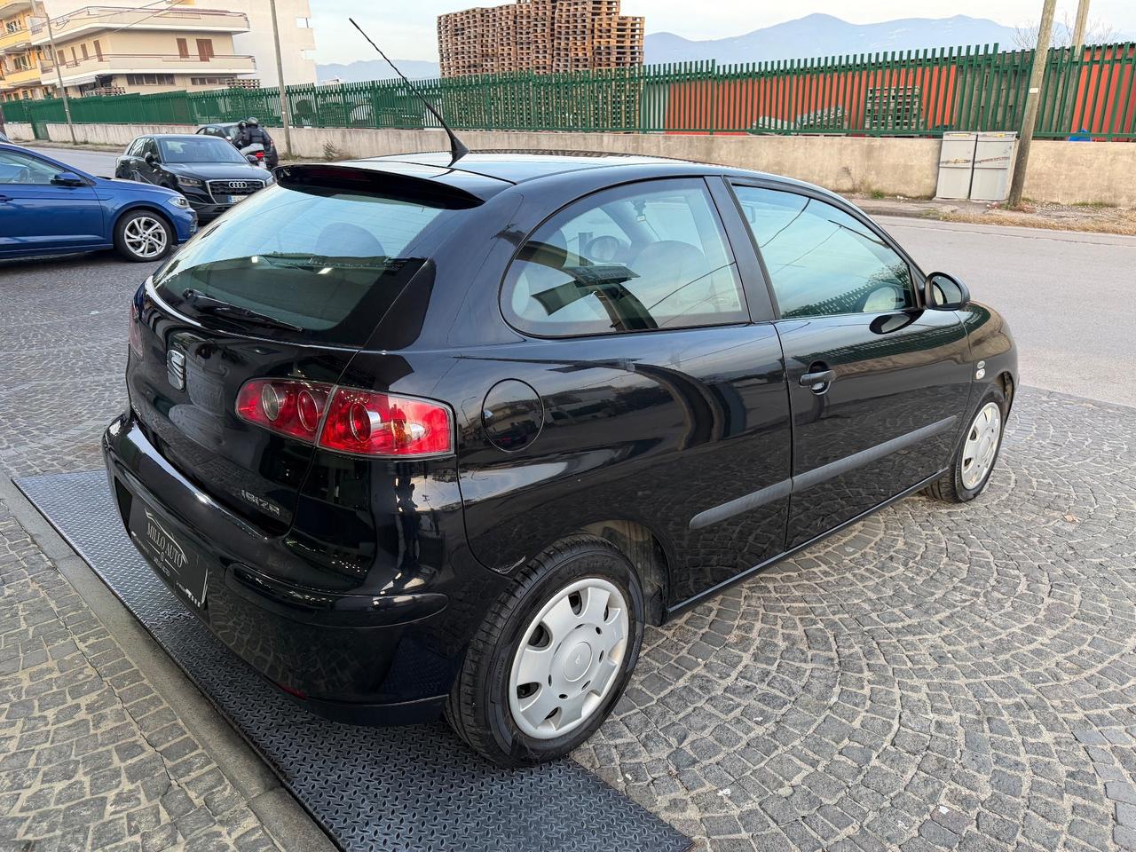 Seat Ibiza 1.2 12V 3p. Stella 33.000KM