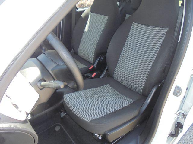 RENAULT Twingo 1.0 SCe Live n°40 NO CLIMA