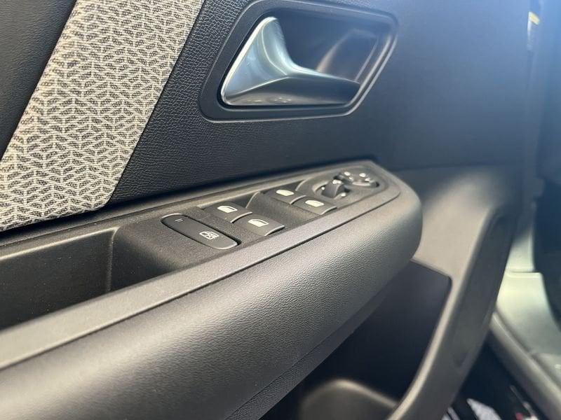 Citroën e-C4 motore elettrico 136 CV Plus