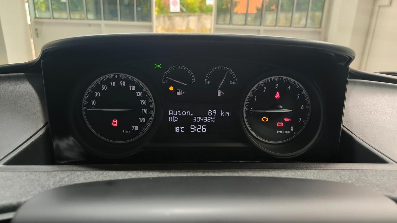 Lancia Ypsilon 1.0 FireFly 5 porte S&S Hybrid Ecochic Silver