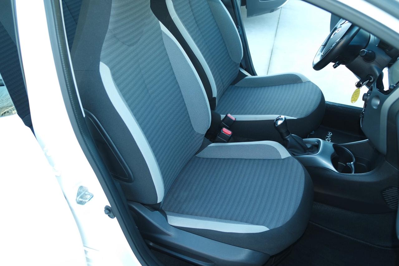 Toyota Aygo 1.0 VVT-i 72 CV 5 porte x-business