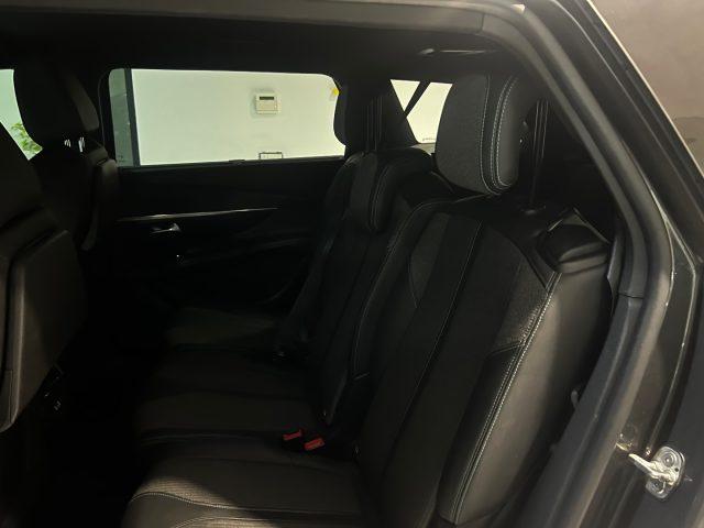 PEUGEOT 5008 BlueHDi 130 S&S EAT8 Allure Pack da?259,00 mensili