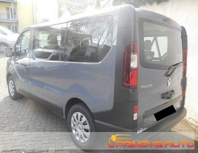 RENAULT Trafic T27 2.0 dCi 145CV Life