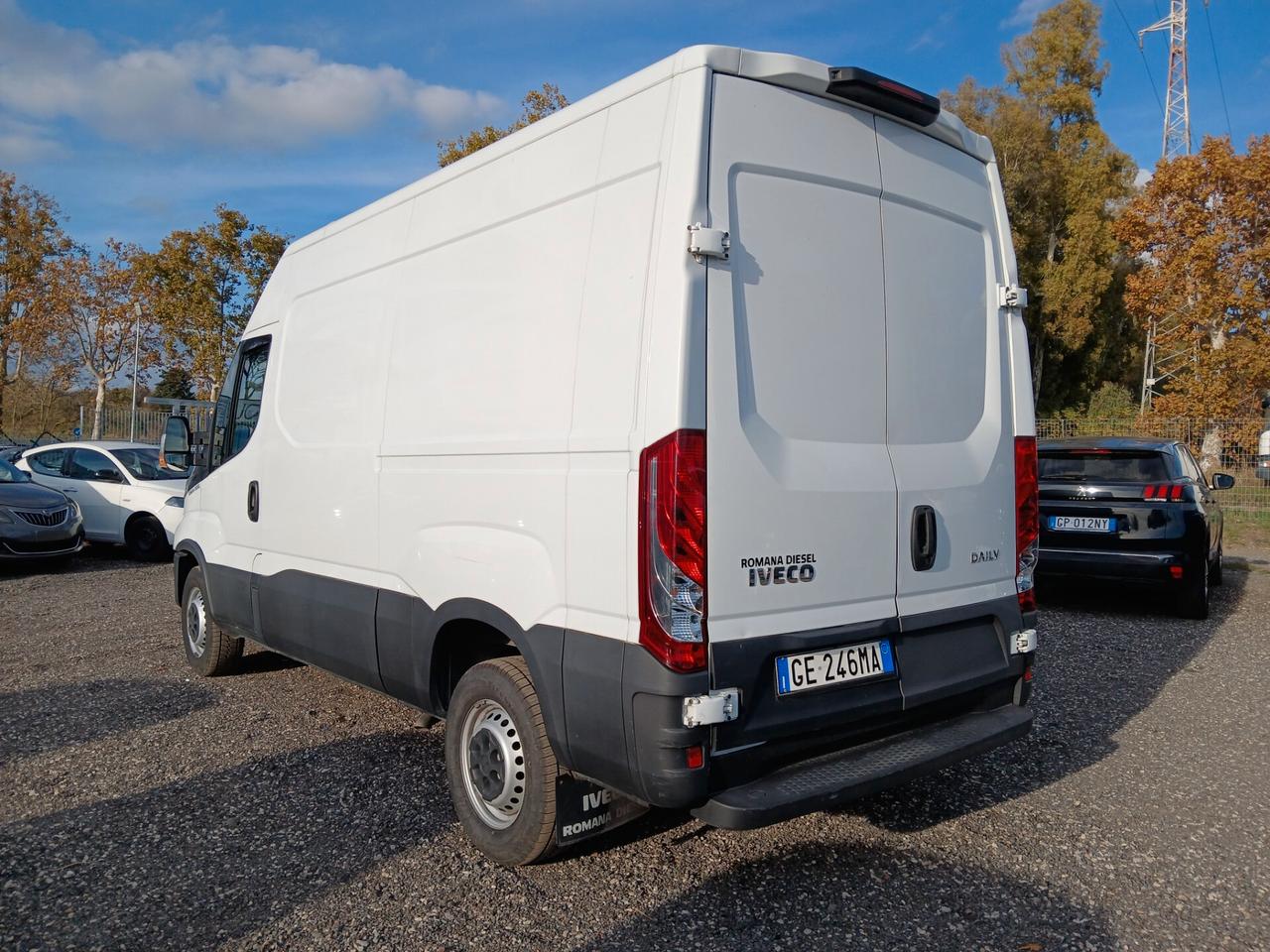 Iveco Daily 35 H2 2.3 TM PN Cabinato