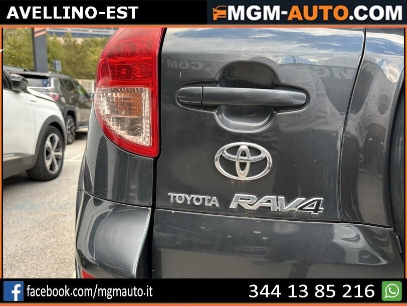 Toyota RAV 4 RAV4 Crossover 2.2 D-4D 177 CV Luxury
