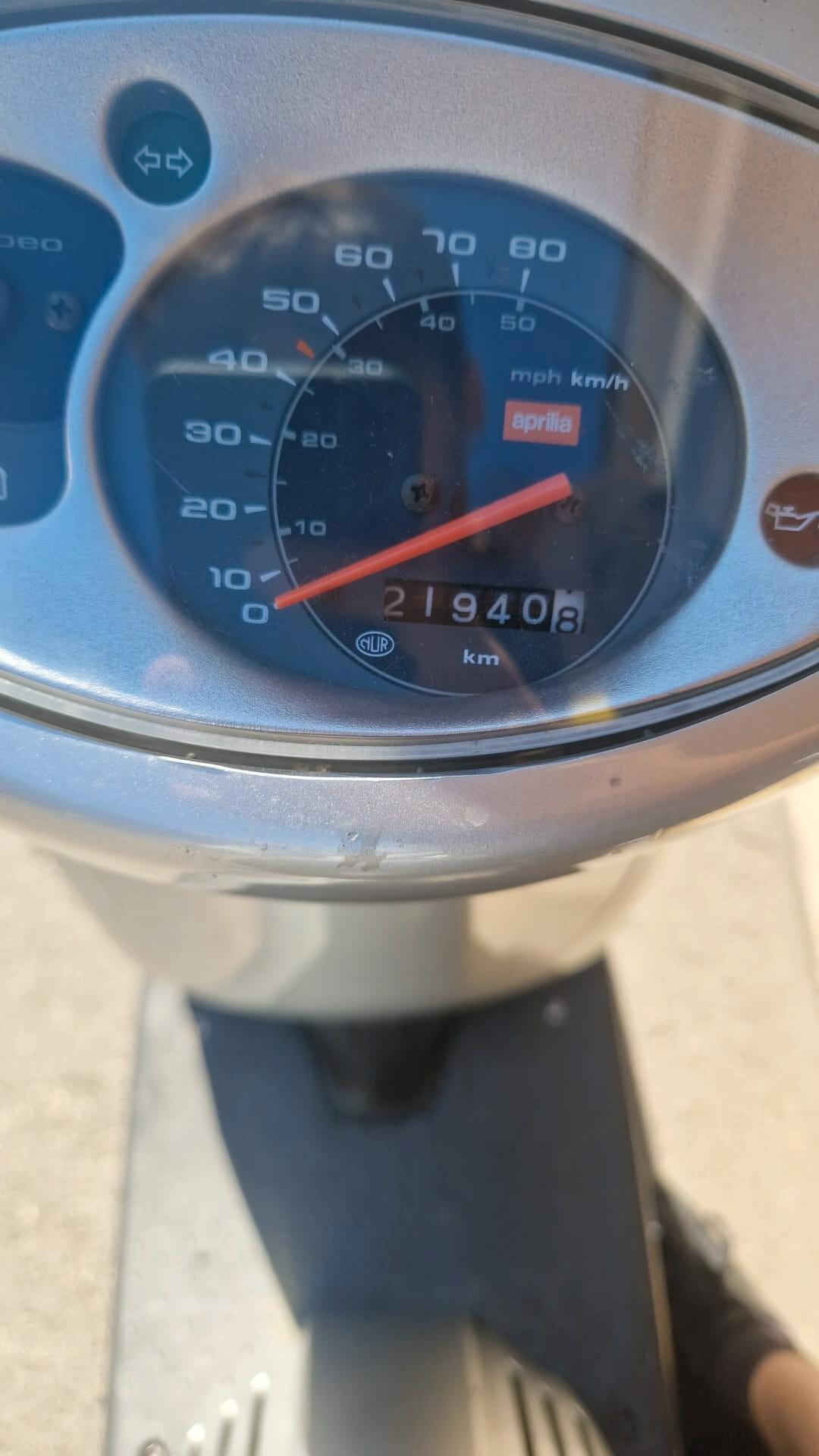 Aprilia Scarabeo 50 2T Street Argento Met. 06/2012