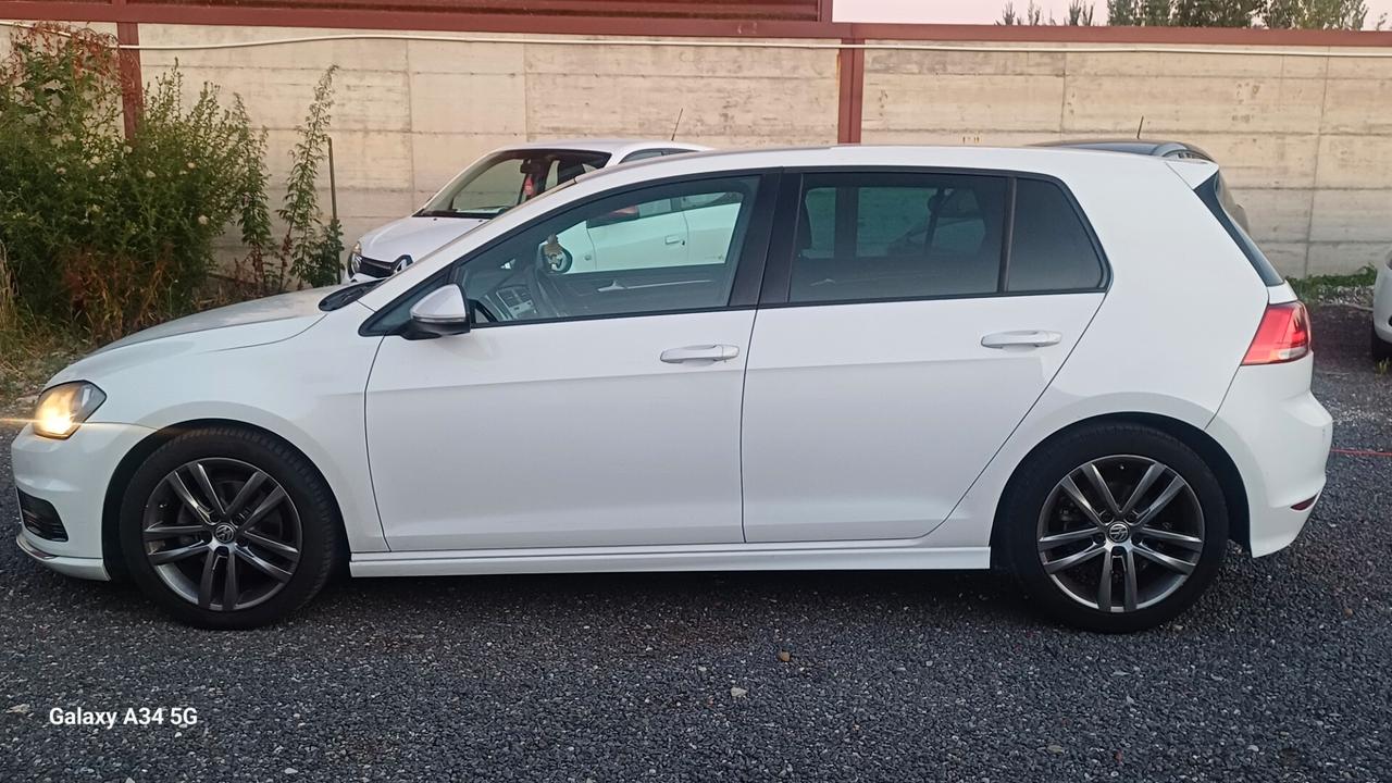 Volkswagen Golf 2.0 TDI 5p. Highline BlueMotion Technology