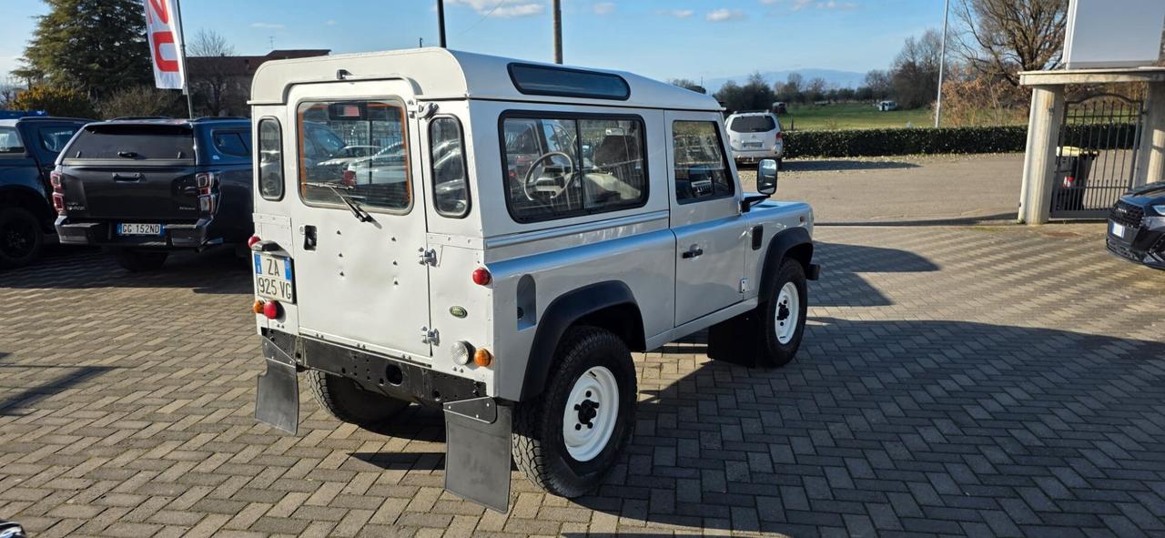 LAND ROVER DEFENDER 90 TD5