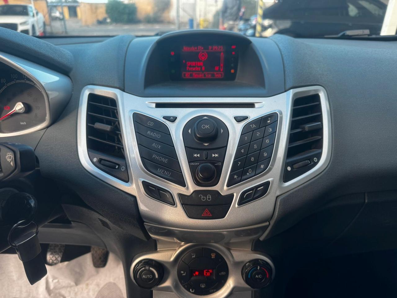 Ford Fiesta 1.6 TDCi 90CV 3 porte DPF Titanium