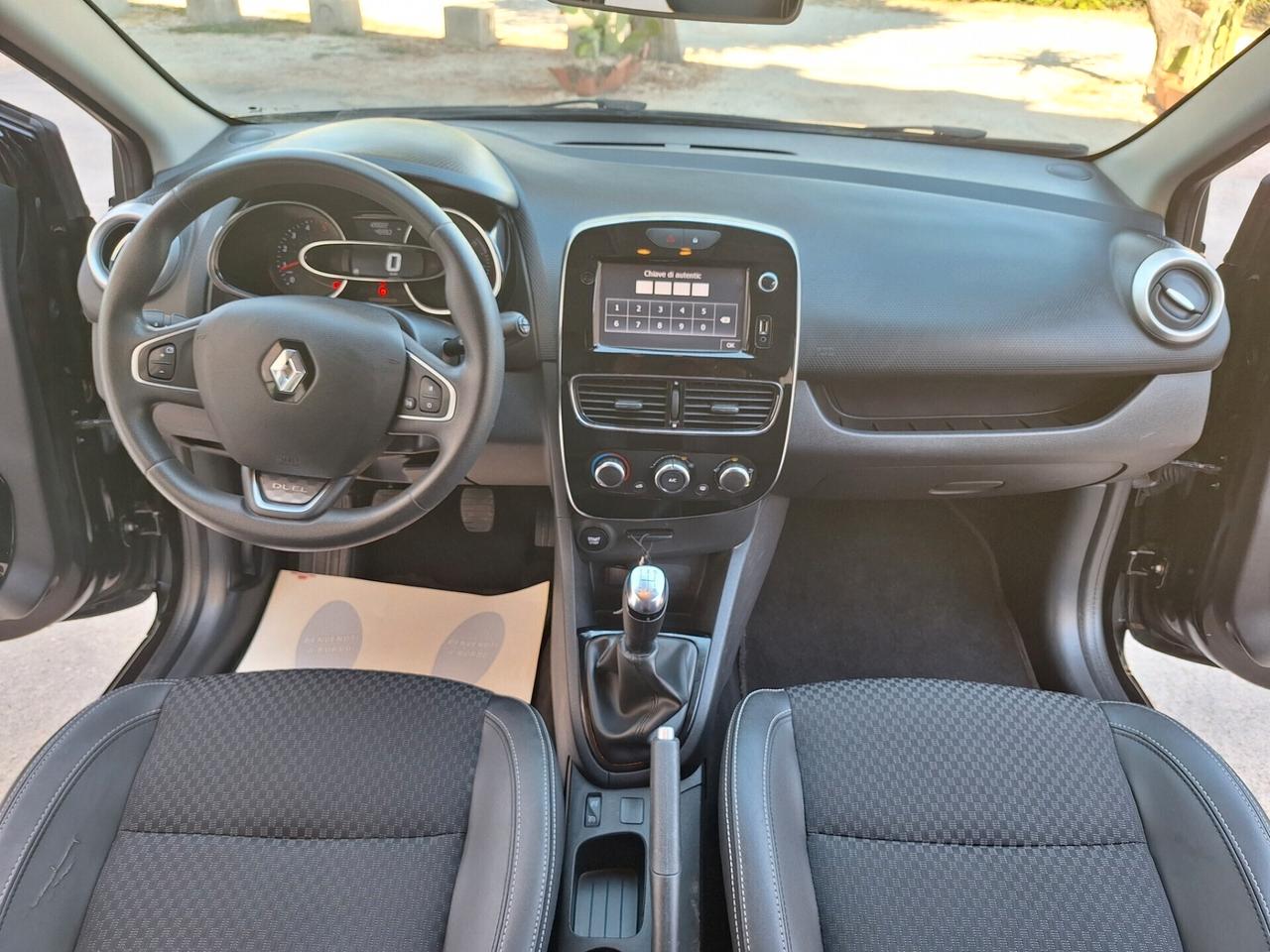 Renault Clio Sporter dCi 8V 90 CV Moschino Intens