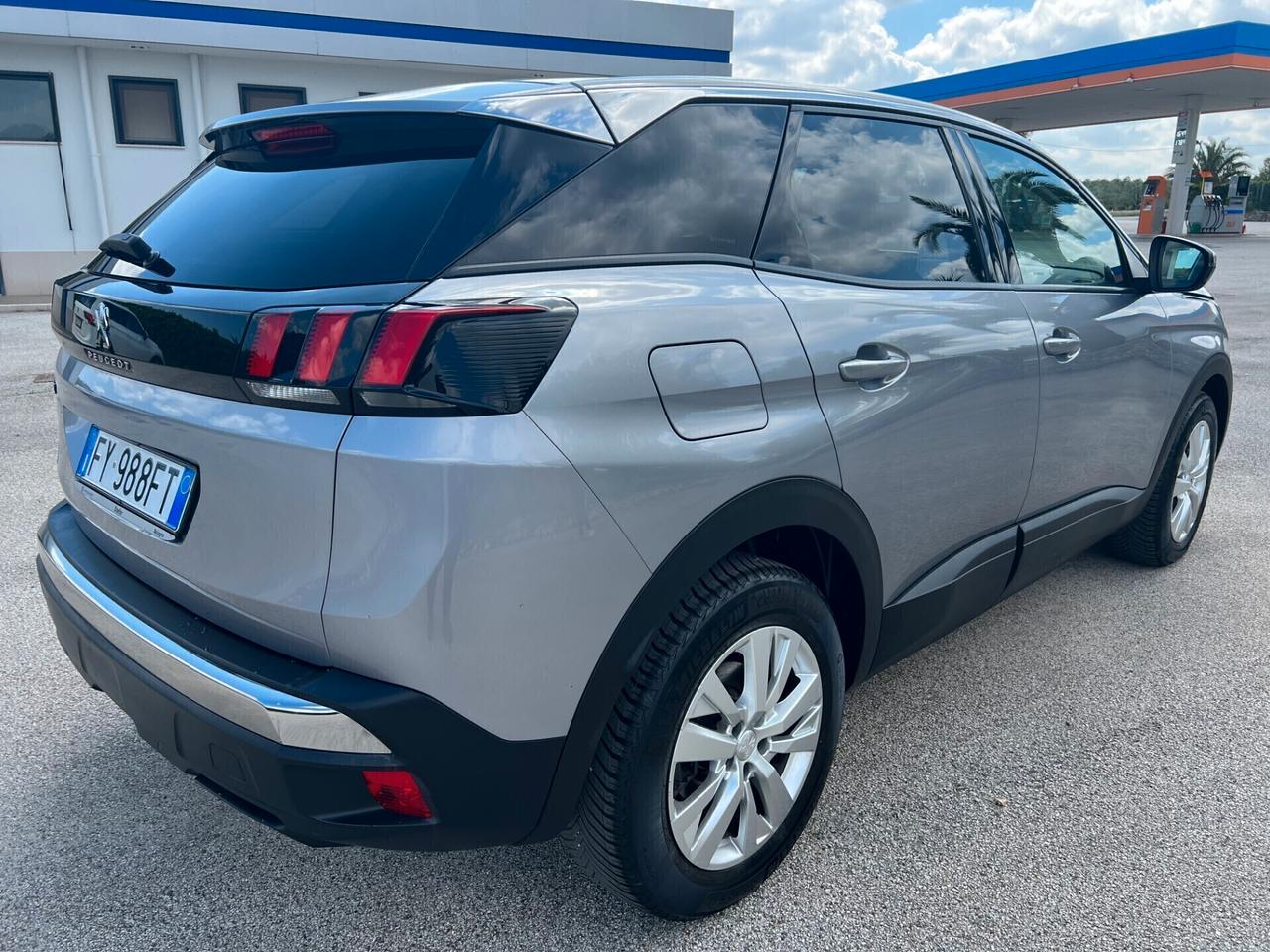 Peugeot 3008 BlueHDi 130 S&S Business