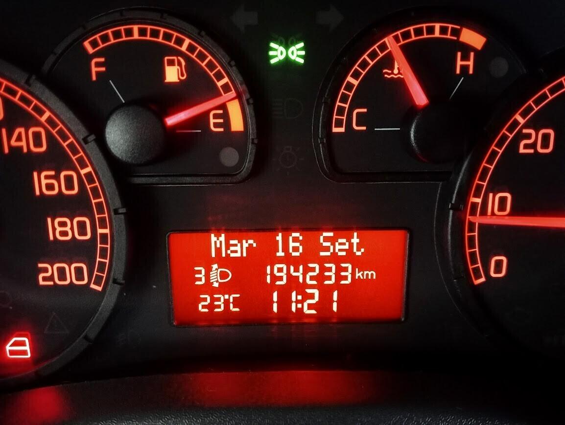 Fiat Doblo 1.3 MJT TETTO ALTO PEDANA RAMPA CARROZZINA