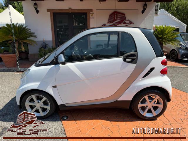 SMART ForTwo 1000 52 kW MHD coupé passion TAGLIANDATA!