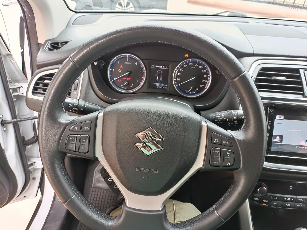 Suzuki S-Cross 1.6 DDiS Start&Stop 4WD All Grip DCT Star View