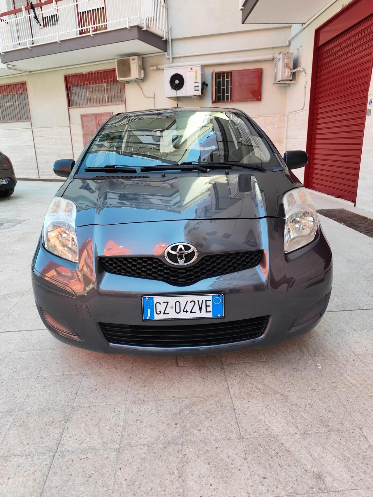 Toyota Yaris 1.0 Benzina 69 cv