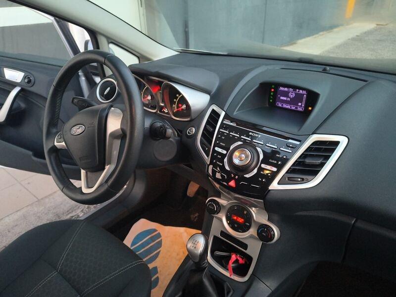 Ford Fiesta Fiesta 1.4 TDCi 5P Titanium