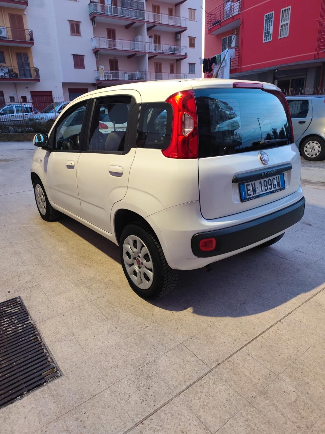 Fiat Panda 0.9 TwinAir Turbo Natural Power Lounge