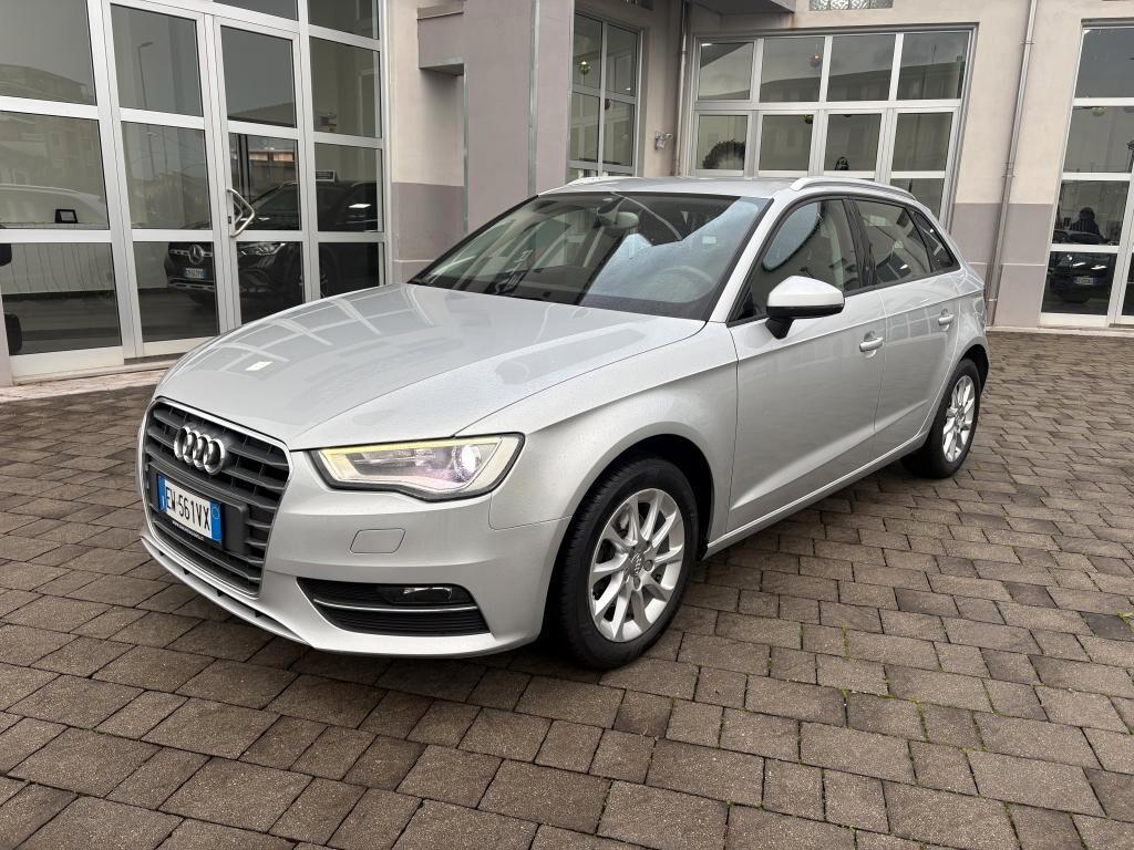 Audi A3 Sportback 1.6 TDI 105cv Ambiente