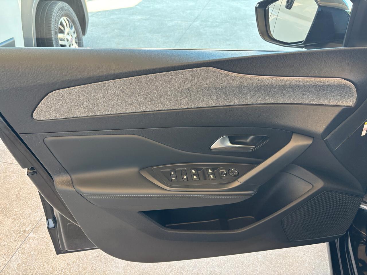 Peugeot 308 BlueHDi 130 S&S EAT8 Allure-2022