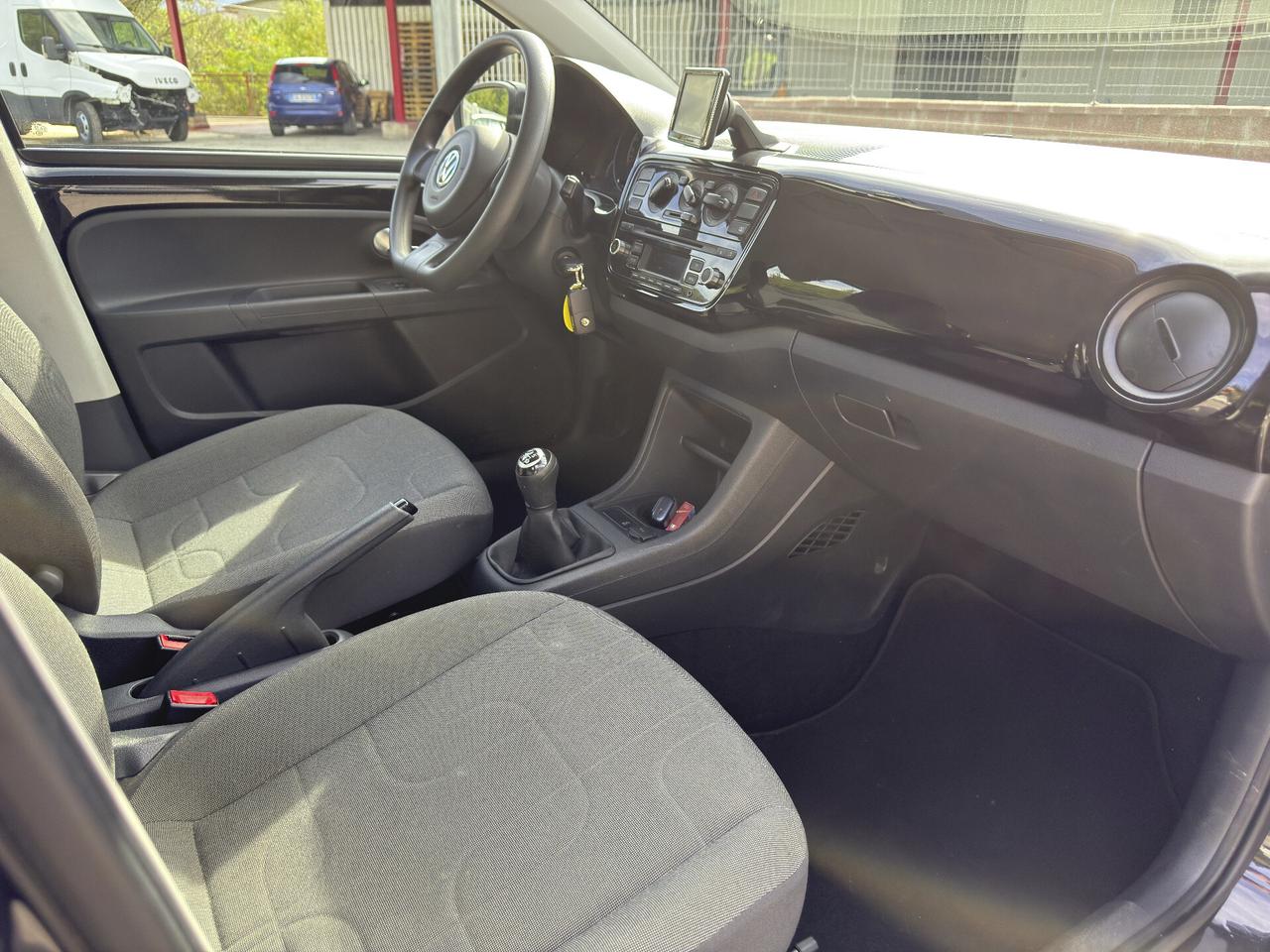 Volkswagen up! 1.0 75 CV 5p. high